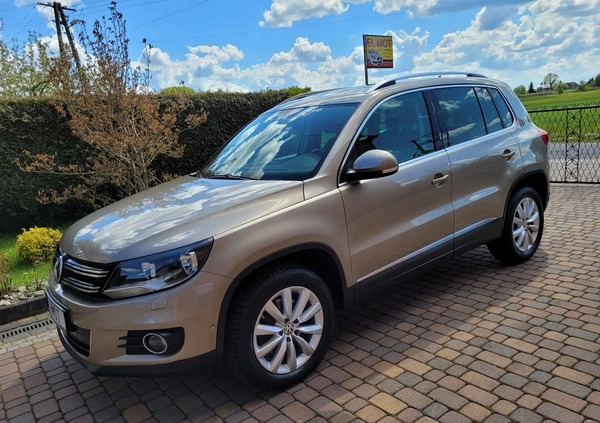 Volkswagen Tiguan cena 59800 przebieg: 140000, rok produkcji 2013 z Drezdenko małe 704